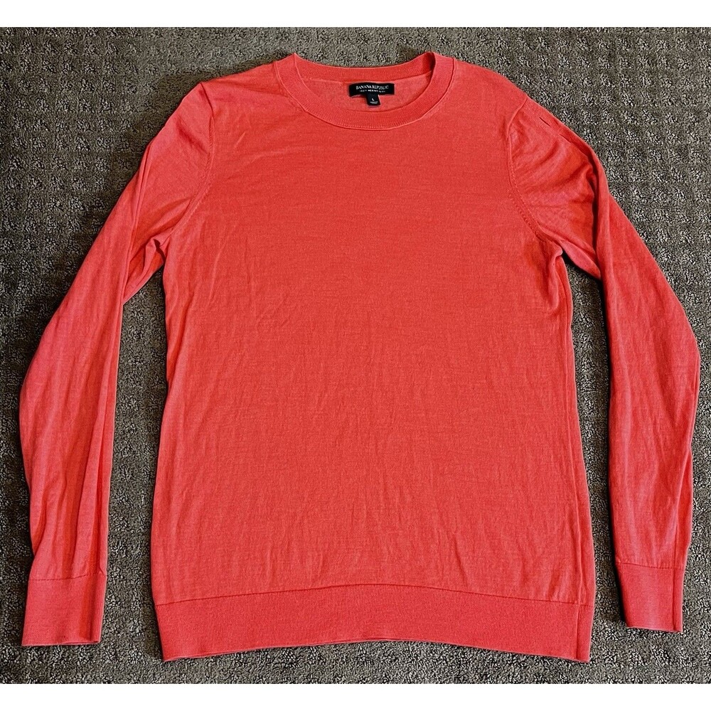 Banana Republic Sweater Women’s Size L Coral/Red 100% Merino Wool Eyelet Cutout